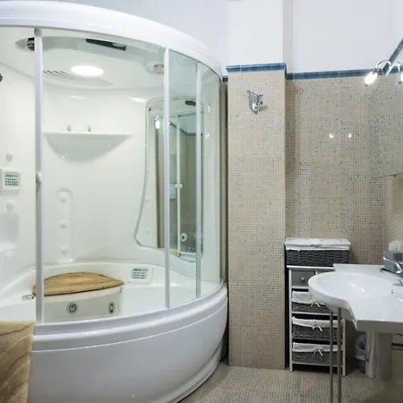 Oda ve Kahvaltı Kibari Bari