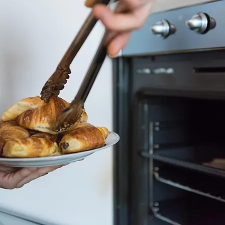 Oda ve Kahvaltı Kibari 4*